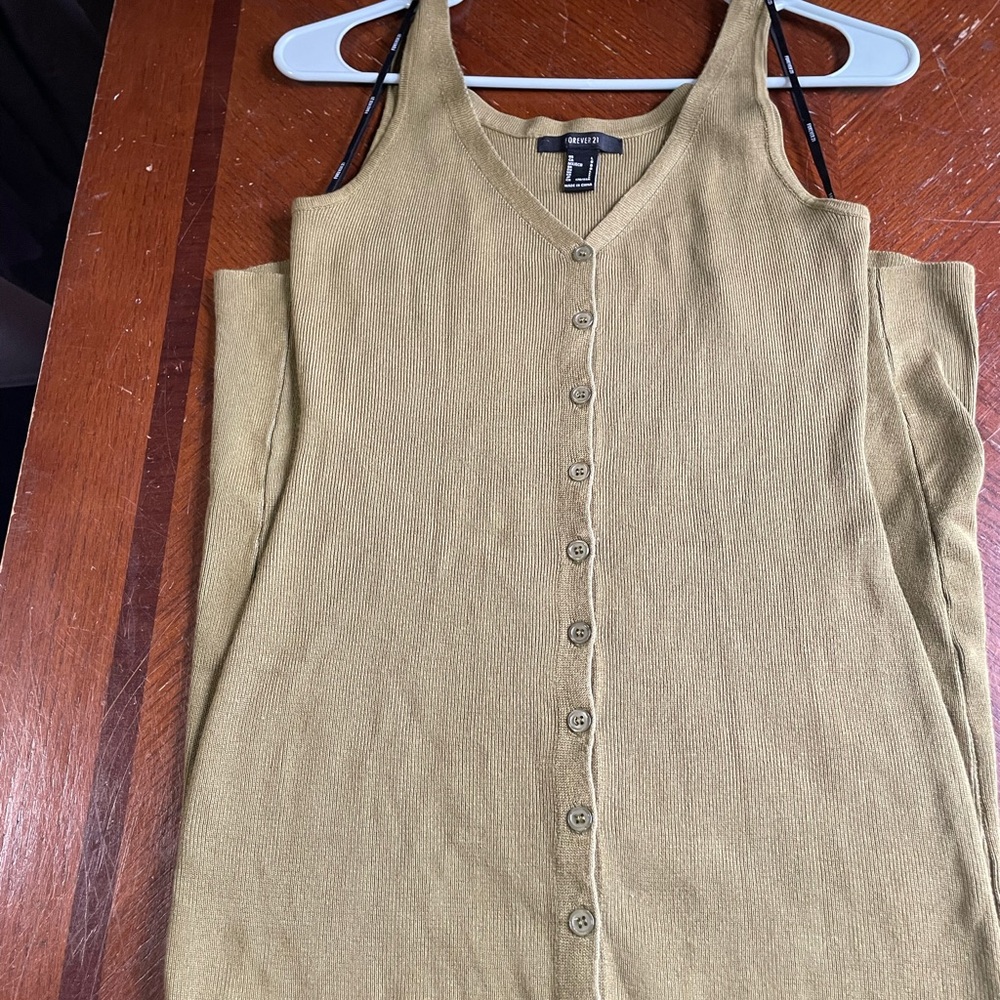 Must Have Forever 21 simple knit olive green button up dress with bottom slit